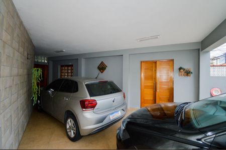 Casa à venda com 186m², 2 quartos e 3 vagasGaragem