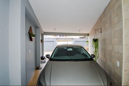 Casa à venda com 186m², 2 quartos e 3 vagasGaragem