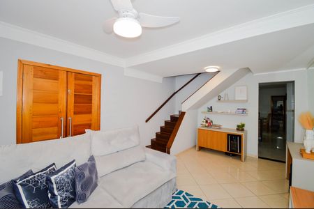 Casa à venda com 186m², 2 quartos e 3 vagasSala