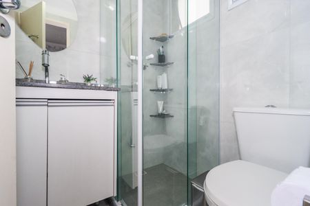 Apartamento à venda com 67m², 3 quartos e 2 vagasBanheiro do Quarto 1