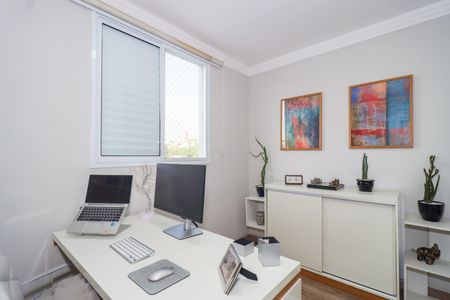 Apartamento à venda com 67m², 3 quartos e 2 vagasQuarto 2