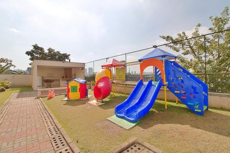 Apartamento à venda com 67m², 3 quartos e 2 vagasÁrea comum - Playground