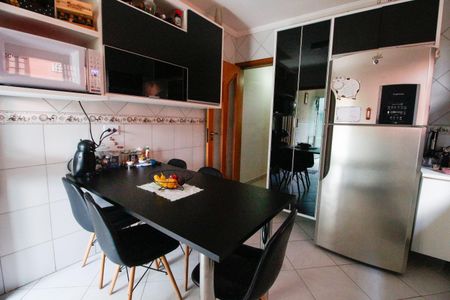 Casa de condomínio à venda com 205m², 3 quartos e 3 vagasCozinha