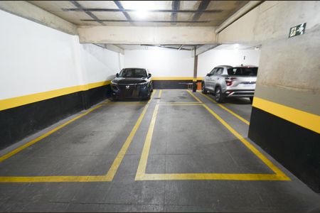 Apartamento à venda com 175m², 4 quartos e 3 vagas Apartamento à venda com 175m², 4 quartos e 3 vagasÁrea comum