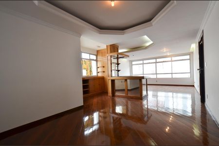 Apartamento à venda com 175m², 4 quartos e 3 vagas Apartamento à venda com 175m², 4 quartos e 3 vagasSala