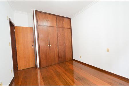 Apartamento à venda com 175m², 4 quartos e 3 vagas Apartamento à venda com 175m², 4 quartos e 3 vagasQuarto 3