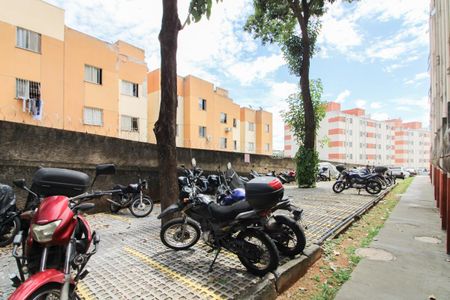 Apartamento à venda com 47m², 2 quartos e 1 vaga Apartamento à venda com 47m², 2 quartos e 1 vagaEstacionamento