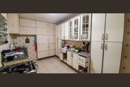 Casa para alugar com 240m², 3 quartos e 1 vagaCozinha