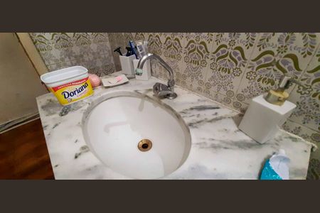 Casa para alugar com 240m², 3 quartos e 1 vagaBanheiro Social