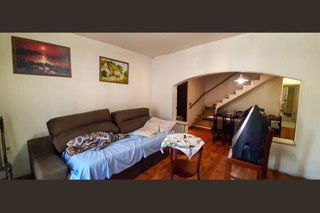 Casa para alugar com 240m², 3 quartos e 1 vagaSala