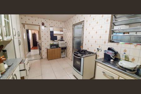 Casa para alugar com 240m², 3 quartos e 1 vagaCozinha