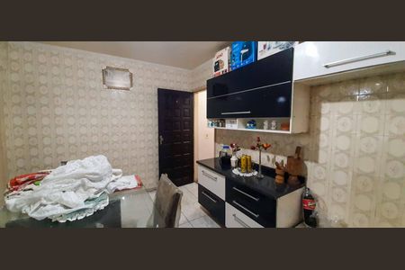 Casa para alugar com 240m², 3 quartos e 1 vagaCozinha