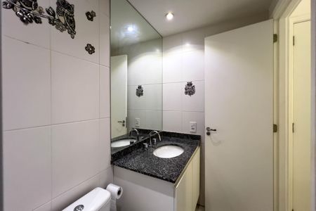 Studio para alugar com 34m², 1 quarto e 1 vaga Studio para alugar com 34m², 1 quarto e 1 vagaBanheiro