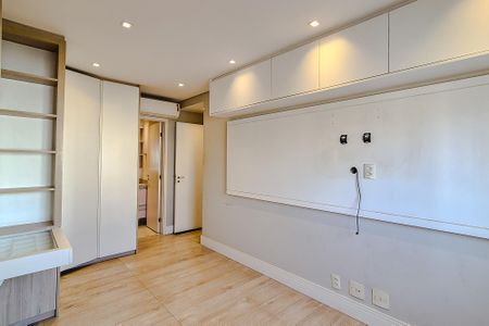Apartamento para alugar com 74m², 2 quartos e 2 vagasSuíte