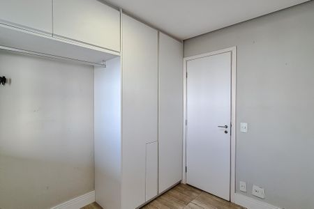 Apartamento para alugar com 74m², 2 quartos e 2 vagasQuarto 