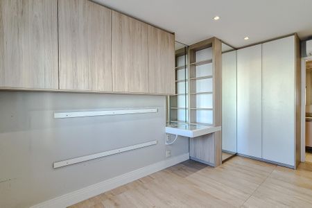 Apartamento para alugar com 74m², 2 quartos e 2 vagasSuíte
