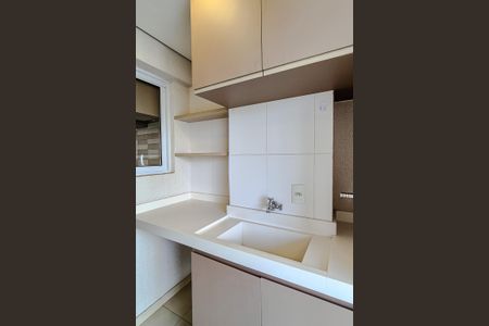 Apartamento para alugar com 74m², 2 quartos e 2 vagasCozinha e Área de Serviço