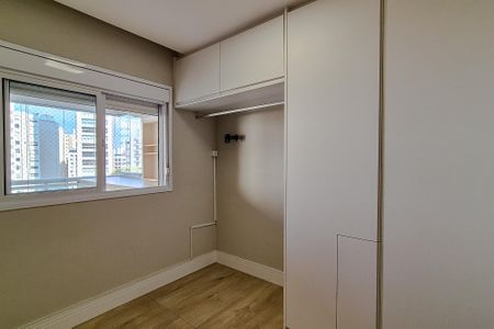 Apartamento para alugar com 74m², 2 quartos e 2 vagasQuarto