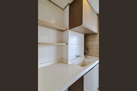 Apartamento para alugar com 74m², 2 quartos e 2 vagasCozinha e Área de Serviço