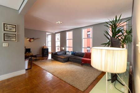 Apartamento para alugar com 175m², 2 quartos e 1 vaga Apartamento para alugar com 175m², 2 quartos e 1 vagaSala