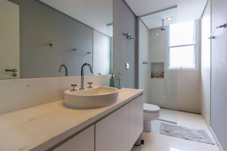 Apartamento para alugar com 175m², 2 quartos e 1 vaga Apartamento para alugar com 175m², 2 quartos e 1 vagaBanheiro