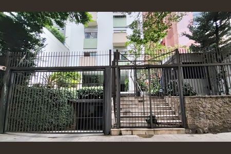 Apartamento para alugar com 175m², 2 quartos e 1 vaga Apartamento para alugar com 175m², 2 quartos e 1 vagaFachada