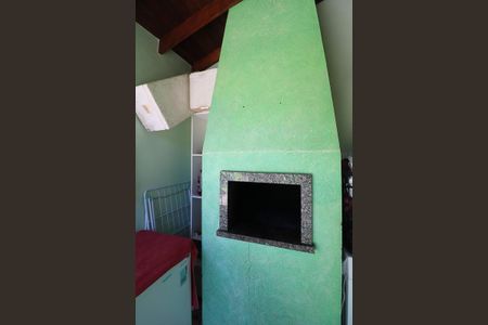 Casa à venda com 107m², 2 quartos e 1 vagaÁrea comum