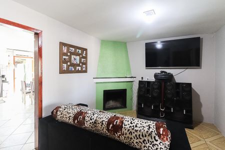 Casa à venda com 107m², 2 quartos e 1 vagaSala