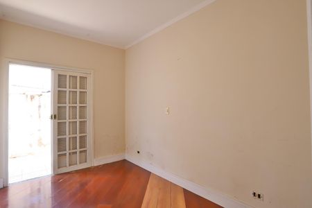 Casa à venda com 270m², 2 quartos e 3 vagas Casa à venda com 270m², 2 quartos e 3 vagasQuarto 2