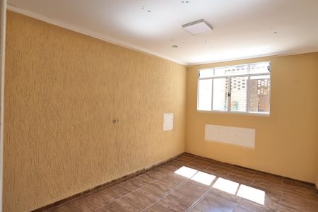 Casa à venda com 270m², 2 quartos e 3 vagas Casa à venda com 270m², 2 quartos e 3 vagasQuarto 4