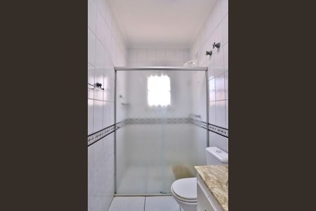 Casa à venda com 270m², 2 quartos e 3 vagas Casa à venda com 270m², 2 quartos e 3 vagasBanheiro do Quarto 3