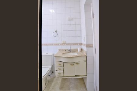 Casa à venda com 270m², 2 quartos e 3 vagas Casa à venda com 270m², 2 quartos e 3 vagasBanheiro