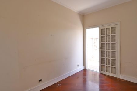 Casa à venda com 270m², 2 quartos e 3 vagas Casa à venda com 270m², 2 quartos e 3 vagasQuarto 2