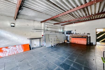 Casa à venda com 234m², 6 quartos e 4 vagasGaragem