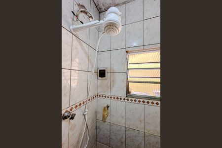 Casa à venda com 234m², 6 quartos e 4 vagasBanheiro 2