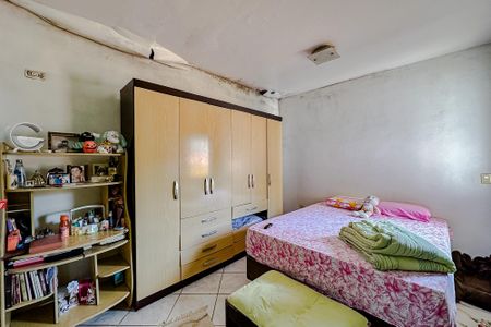 Casa à venda com 234m², 6 quartos e 4 vagasQuarto 1 - Suíte