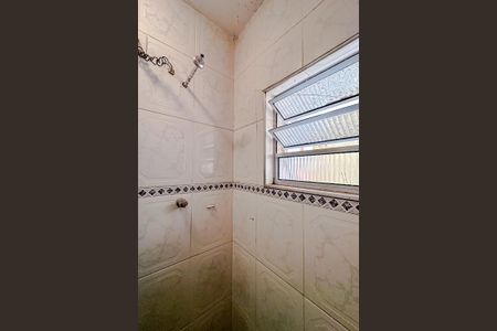 Casa à venda com 234m², 6 quartos e 4 vagasBanheiro da Suíte 2