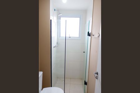 Apartamento para alugar com 55m², 2 quartos e 1 vaga Apartamento para alugar com 55m², 2 quartos e 1 vagaBanheiro social