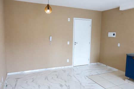 Sala de apartamento para alugar com 2 quartos, 55m² em São Pedro, Osasco