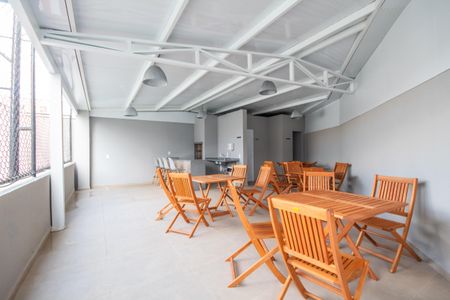 Apartamento para alugar com 55m², 2 quartos e 1 vaga Apartamento para alugar com 55m², 2 quartos e 1 vagaÁrea comum - Churrasqueira