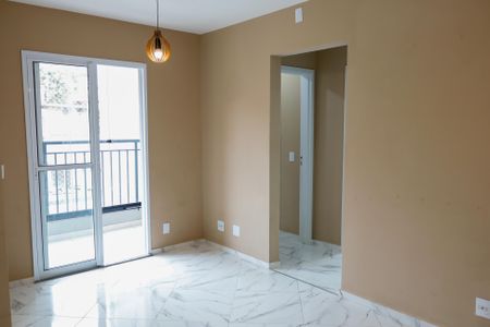 Sala de apartamento para alugar com 2 quartos, 55m² em São Pedro, Osasco