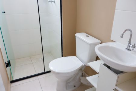 Apartamento para alugar com 55m², 2 quartos e 1 vaga Apartamento para alugar com 55m², 2 quartos e 1 vagaBanheiro da Suíte