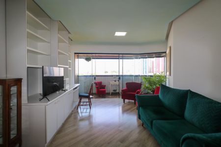 Apartamento à venda com 110m², 3 quartos e 2 vagasSala