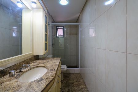 Apartamento à venda com 110m², 3 quartos e 2 vagasBanheiro da Suíte