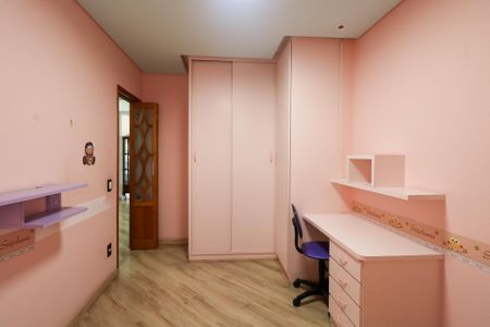 Apartamento à venda com 110m², 3 quartos e 2 vagasQuarto 2