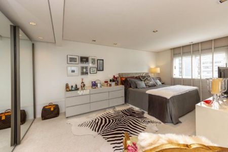 Apartamento à venda com 128m², 1 quarto e 2 vagasFoto 01