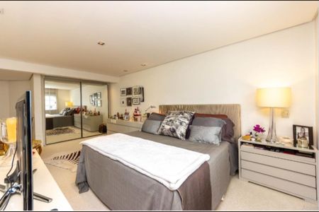 Apartamento à venda com 128m², 1 quarto e 2 vagasFoto 01