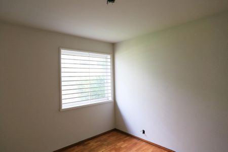 Casa à venda com 550m², 4 quartos e 2 vagasQuarto 2