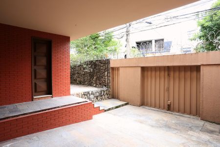 Casa à venda com 550m², 4 quartos e 2 vagasÁrea comum