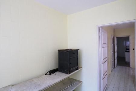 Casa à venda com 550m², 4 quartos e 2 vagasÁrea de Serviço